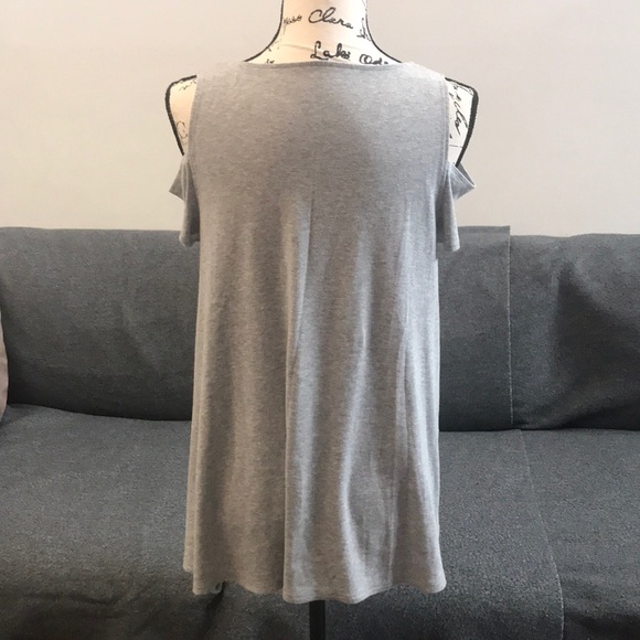 🦋 EUC like new Joan Vass cold shoulder top s… - Picture 3 of 6